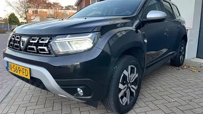 Zwart Gebruikt 2021 Dacia Duster Prestige SUV | € 13.900 (Eerlijke prijs)