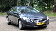 Grijs Gebruikt 2012 Volvo S60 Momentum Sedan | € 5.399 (Eerlijke prijs)
