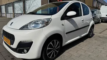 Occasion Peugeot 107 Active 68 PK (50 kW) 2012 Wit Hatchback