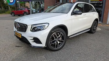 Wit Occasion 2018 Mercedes GLC250 AMG line SUV | € 34.050 (Goede deal)
