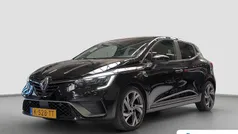 Gebruikt 2021 Renault Clio V Bose Edition Hatchback | € 16.695 (Eerlijke prijs)