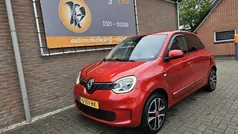 Rood, metallic lak Gebruikt 2019 Renault Twingo Intens Hatchback | € 10.745 (Eerlijke prijs)