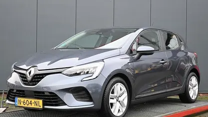 Grijs Gebruikt 2021 Renault Clio V Zen Hatchback | € 11.750 (Eerlijke prijs)
