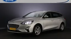 Grijs, metallic lak Gebruikt 2021 Ford Focus Business Edition Stationwagen | € 20.500 (Eerlijke prijs)