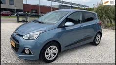 Blauw Gebruikt 2017 Hyundai i10 Premium Hatchback | € 7.950 (Goede deal)