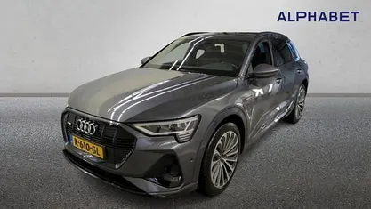 Grijs Occasion 2020 Audi e-tron S-Line SUV | € 27.850 (Goede deal)