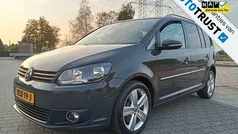 Gebruikt 2015 VW Touran Highline MPV | € 16.999 (Goede deal)