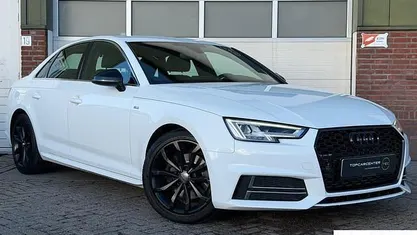 Wit Occasion 2018 Audi A4 S-Line Sedan | € 17.399 (Goede deal)