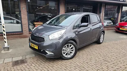 Occasion Kia Venga Plus 90 PK (66 kW) 2015 Grijs Hatchback