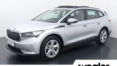 Grijs, metallic lak Gebruikt 2021 Skoda Enyaq iV SUV | € 21.940 (Eerlijke prijs)