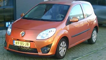 Oranje (metallic) Occasion 2007 Renault Twingo Expression Hatchback | € 2.150 (Eerlijke prijs)