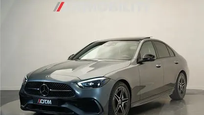 Grijs (metallic) Occasion 2024 Mercedes C200 AMG Sedan | € 49.950 (Eerlijke prijs)