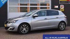 Grijs, metallic lak Gebruikt 2017 Peugeot 308 Premium Hatchback | € 9.949 (Goede deal)