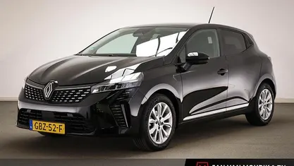 Zwart Occasion 2024 Renault Clio V Evolution Hatchback | € 18.995 (Eerlijke prijs)