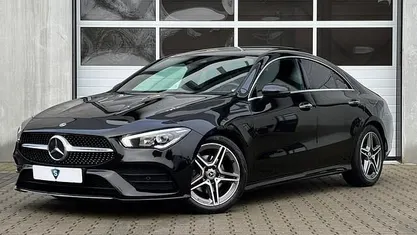 Occasion Mercedes CLA180 Business 136 PK (100 kW) 2019 Zwart (metallic) Sedan