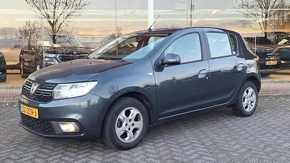 Occasion Dacia Sandero Lauréate 90 PK (66 kW) 2019 Grijs Hatchback