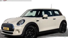Wit Gebruikt 2016 Mini ONE Business Hatchback | € 9.945 (Eerlijke prijs)