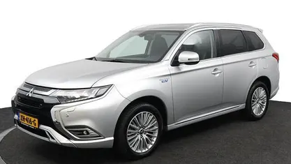 Occasion Mitsubishi Outlander Intense+ 135 PK (99 kW) 2019 Grijs SUV