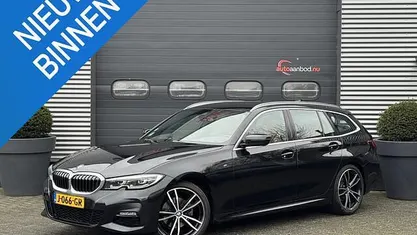Gebruikt 2020 BMW 320 Executive Stationwagen | € 18.990 (Goede deal)