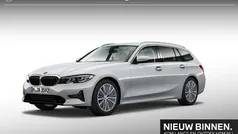 Gebruikt 2021 BMW 320 Executive Stationwagen | € 30.450 (Eerlijke prijs)