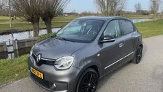 Grijs, metallic lak Gebruikt 2022 Renault Twingo Urban Night Hatchback | € 11.750 (Goede deal)
