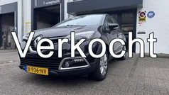 Gebruikt 2015 Renault Captur Dynamique SUV | € 9.456 (Eerlijke prijs)