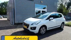 Wit, metallic lak Gebruikt 2015 Peugeot 3008 Allure MPV | € 7.777 (Eerlijke prijs)
