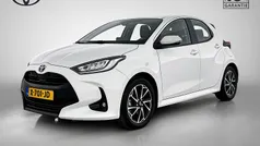Gebruikt 2023 Toyota Yaris Hybrid Hatchback | € 23.950 (Eerlijke prijs)