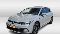 Grijs Gebruikt 2020 VW Golf VII Style Hatchback | € 22.950 (Eerlijke prijs)