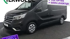 Zwart Nieuw 2025 Renault Trafic Van | € 30.170 (Super prijs)