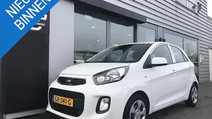 Wit Gebruikt 2015 Kia Picanto Comfort Hatchback | € 7.650 (Eerlijke prijs)