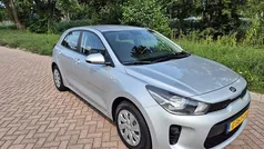 Grijs Gebruikt 2018 Kia Rio Hatchback | € 11.950 (Eerlijke prijs)