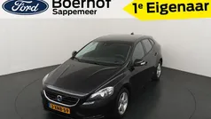 Zwart Gebruikt 2014 Volvo V40 Stationwagen | € 12.995 (Eerlijke prijs)