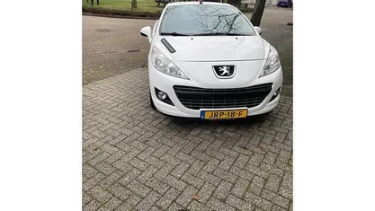 Wit Occasion 2011 Peugeot 207 CC Cabriolet | € 3.895 (Eerlijke prijs)
