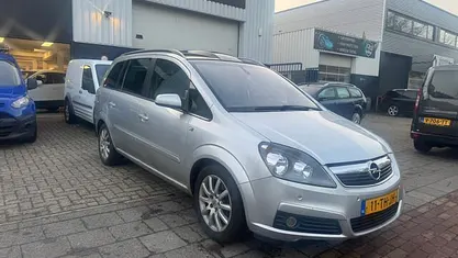 Occasion 2006 Opel Zafira Executive MPV | € 1.499 (Eerlijke prijs)