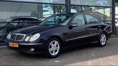 Blauw Gebruikt 2004 Mercedes E240 Avantgarde Sedan | € 4.995 (Eerlijke prijs)