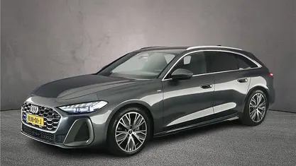 Daytonagrijs pareleffect Gebruikt 2025 Audi A5 Ambiente Stationwagen | € 51.900 (Super prijs)