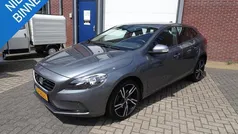 Grijs Gebruikt 2016 Volvo V40 R-Design Stationwagen | € 12.950 (Eerlijke prijs)