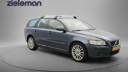 Occasion 2010 Volvo V50 Stationwagen | € 5.345 (Eerlijke prijs)