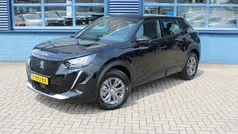 Zwart Gebruikt 2023 Peugeot e-2008 Active SUV | € 20.895 (Eerlijke prijs)