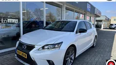 Wit Gebruikt 2017 Lexus CT200h Executive Line Hatchback | € 17.899 (Eerlijke prijs)