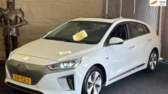Gebruikt 2018 Hyundai Ioniq Premium Sedan | € 12.499 (Eerlijke prijs)