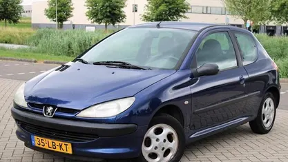 Occasion Peugeot 206 75 PK (55 kW) 2002 Hatchback