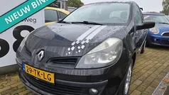 Gebruikt 2006 Renault Clio II Exception Hatchback | € 1.599 (Eerlijke prijs)
