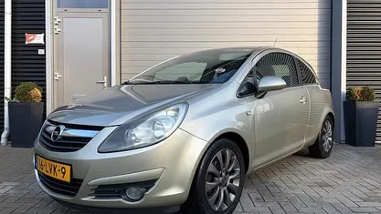 Occasion Opel Corsa Edition 86 PK (63 kW) 2010 Hatchback