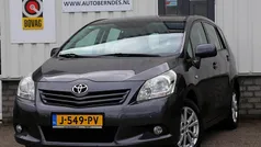 Grijs Gebruikt 2010 Toyota Verso Business Edition MPV | € 6.900 (Eerlijke prijs)