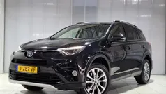 Zwart Gebruikt 2017 Toyota RAV4 Hybrid Business Edition SUV | € 22.799 (Eerlijke prijs)