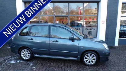 Grijs Occasion 2005 Suzuki Liana Exclusive Hatchback | € 2.750 (Goede deal)