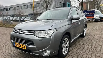 Occasion Mitsubishi Outlander Instyle 121 PK (88 kW) 2013 SUV