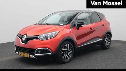 Gebruikt 2015 Renault Captur SUV | € 7.900 (Eerlijke prijs)